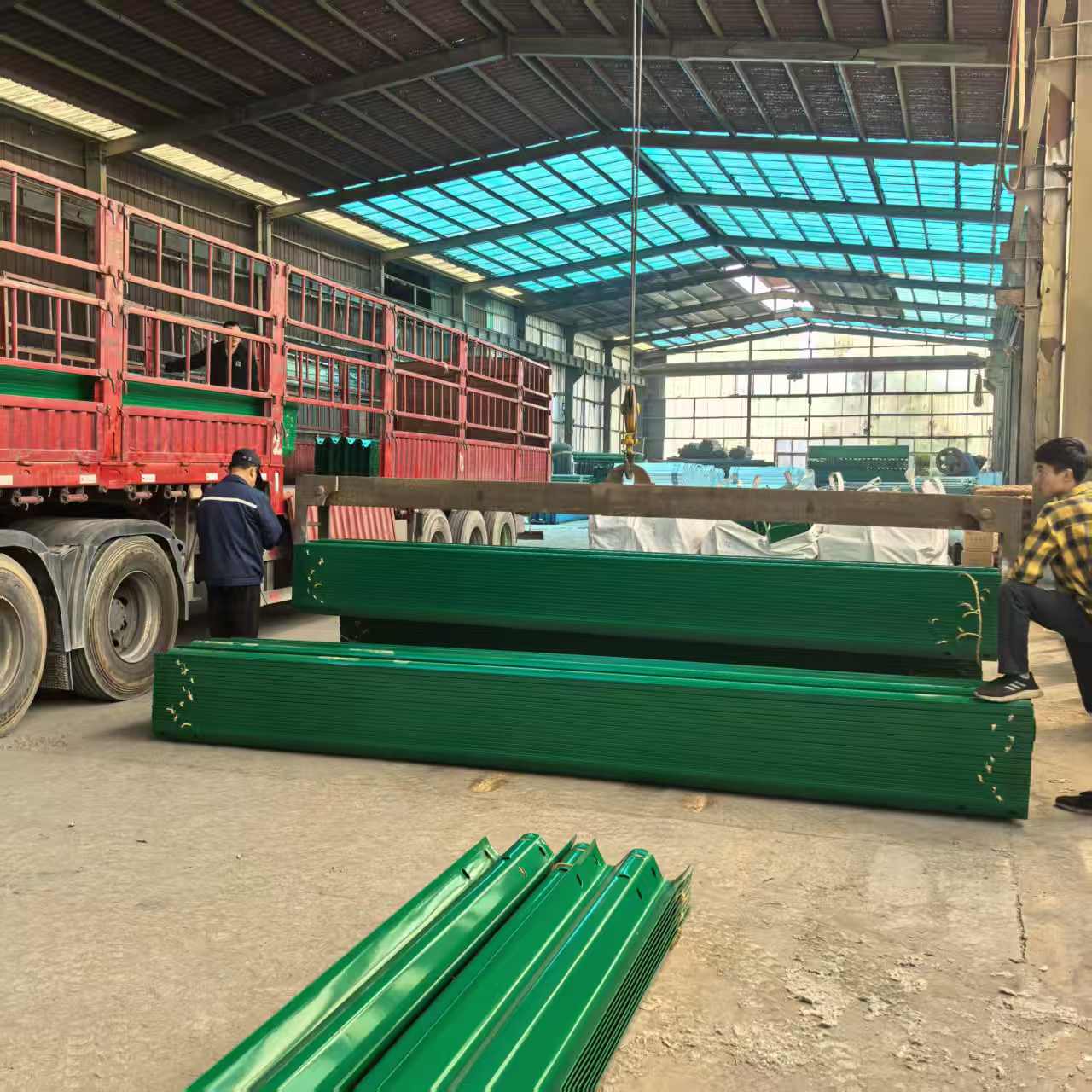 绵阳市公路护栏波形护栏 - 价格